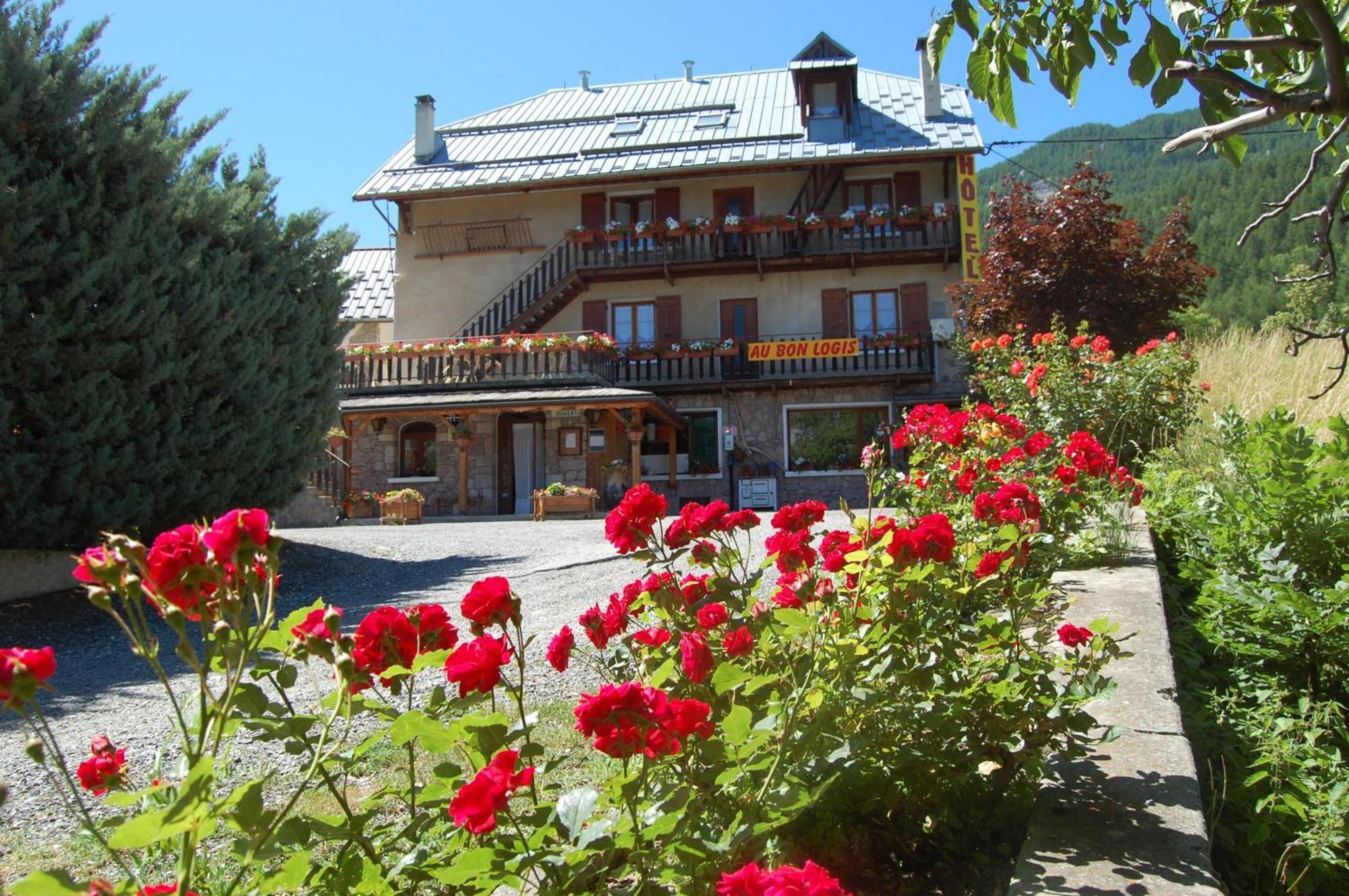 Au Bon Logis Hotel Risoul Exterior photo